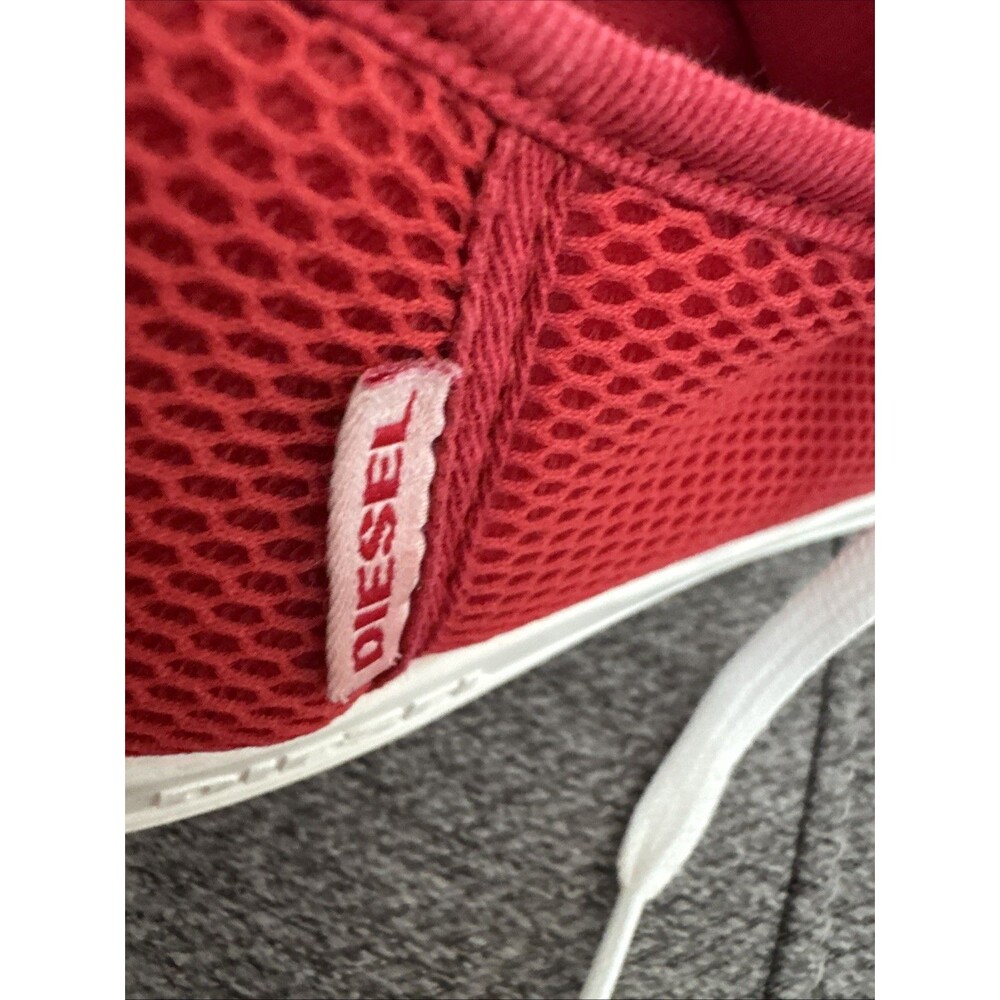 Diesel Sneakers Red Mesh Low Top Lace-Ups Logo Rubber Bottom With Map Size 7.5 - Picture 15 of 16